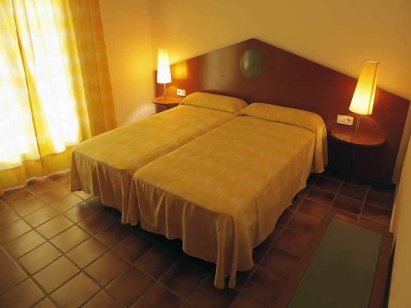 Club Pueblo Menorquin Apartment Ситадела Екстериор снимка